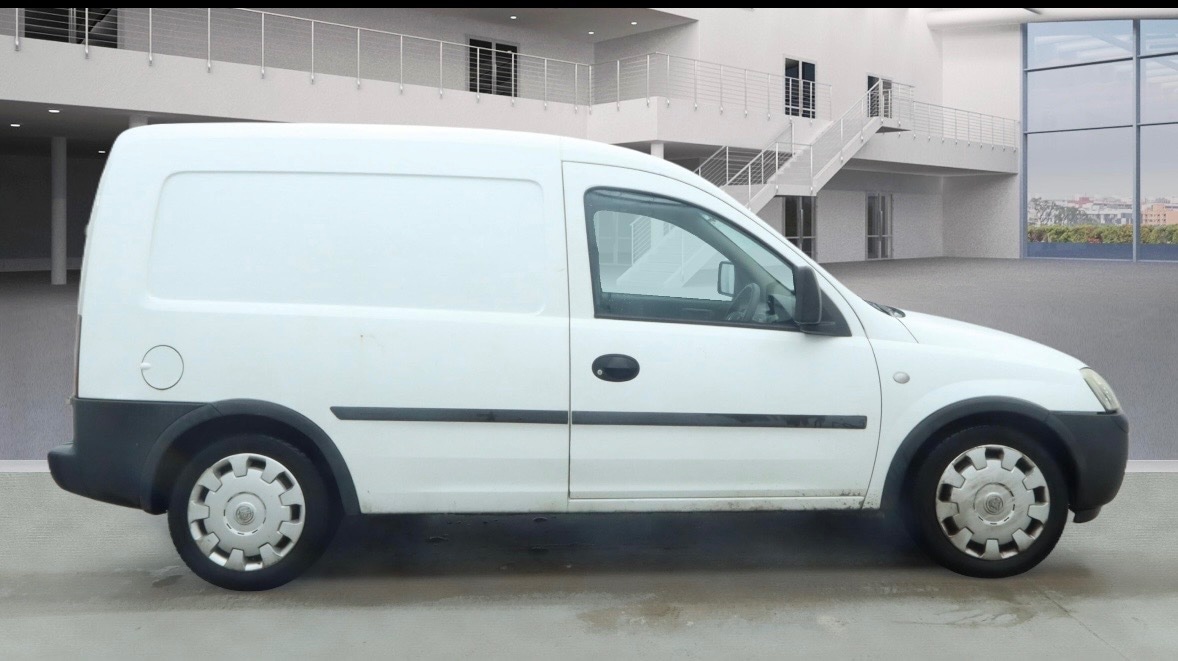 Used Vauxhall Combo 2006 for sale - 77213171: Photo 3