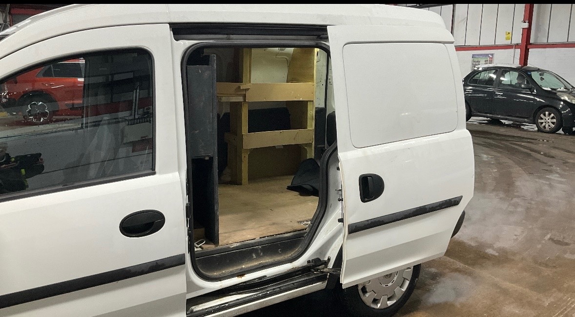 Used Vauxhall Combo 2006 for sale - 77213171: Photo 8