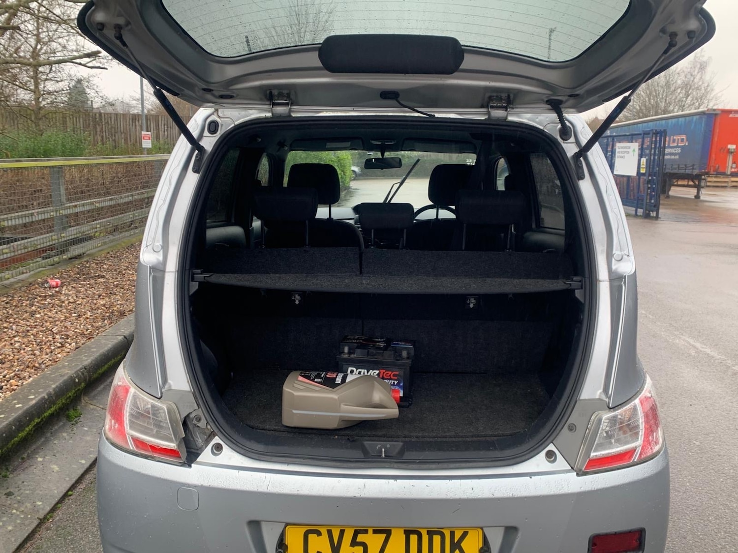 Used Daihatsu Materia 2007 for sale - 77832808: Photo 17