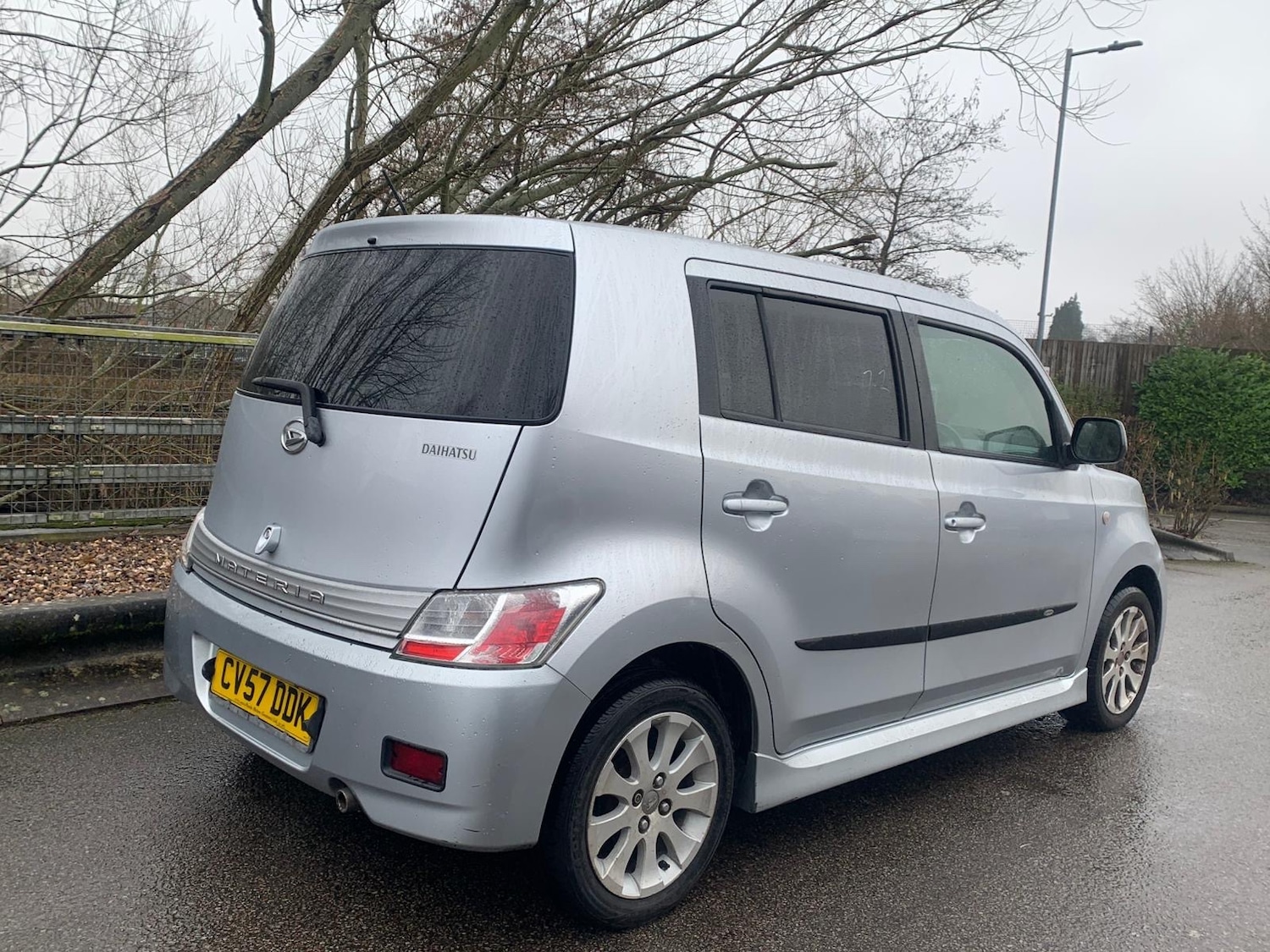 Used Daihatsu Materia 2007 for sale - 77832808: Photo 8