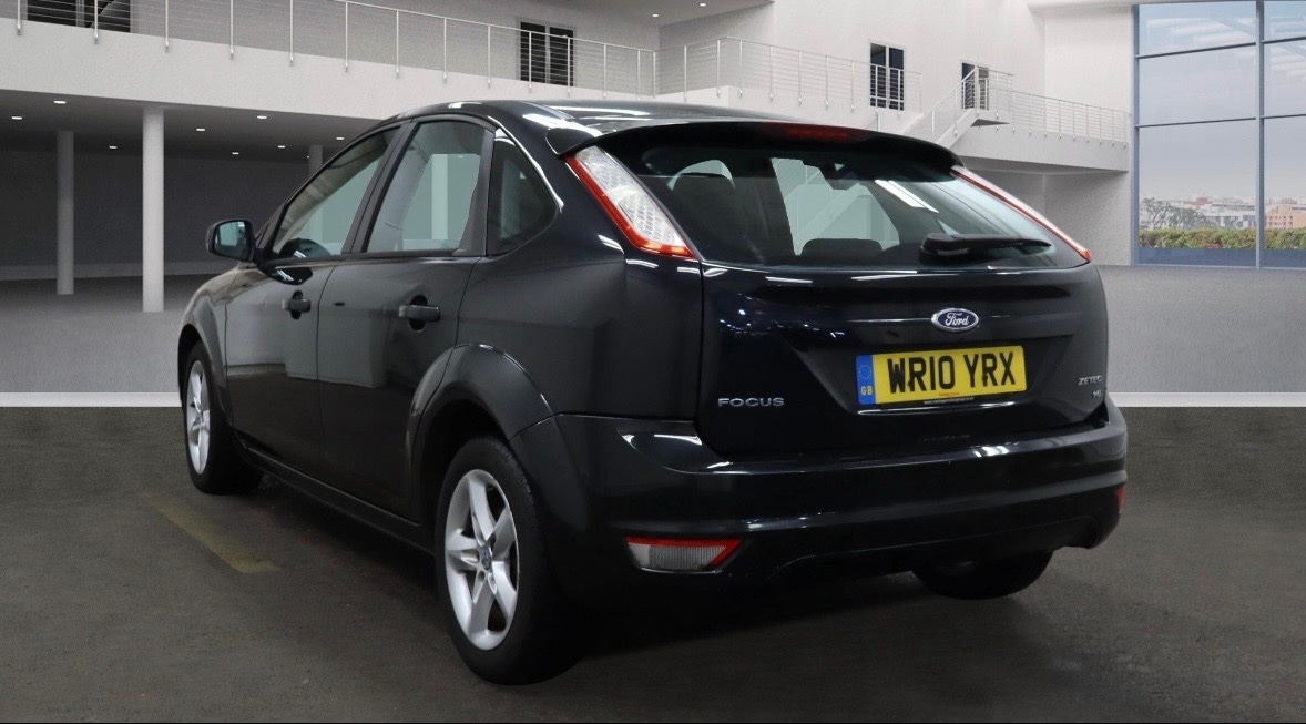 Used Ford Focus 2010 for sale - 77019022: Photo 6