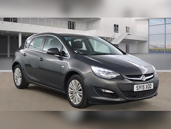 Used Vauxhall Astra 2015 for sale - 78026067: Photo
