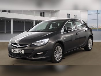Used Vauxhall Astra 2015 for sale - 78026067: Photo