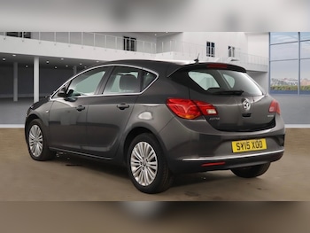Used Vauxhall Astra 2015 for sale - 78026067: Photo