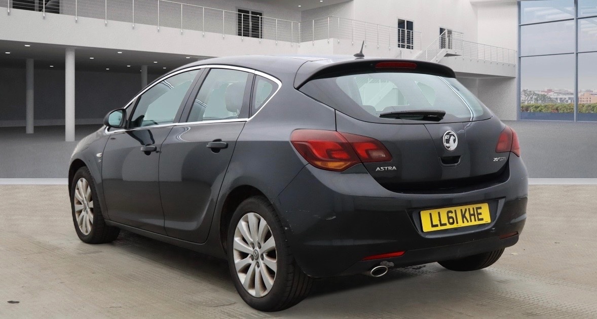 Used Vauxhall Astra 2011 for sale - 77099967: Photo 5