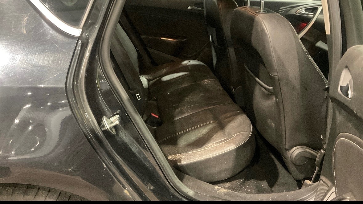 Used Vauxhall Astra 2011 for sale - 77099967: Photo 9