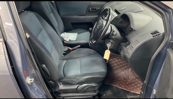 Used Mazda Mazda5 2007 for sale - 76012029: Photo 6