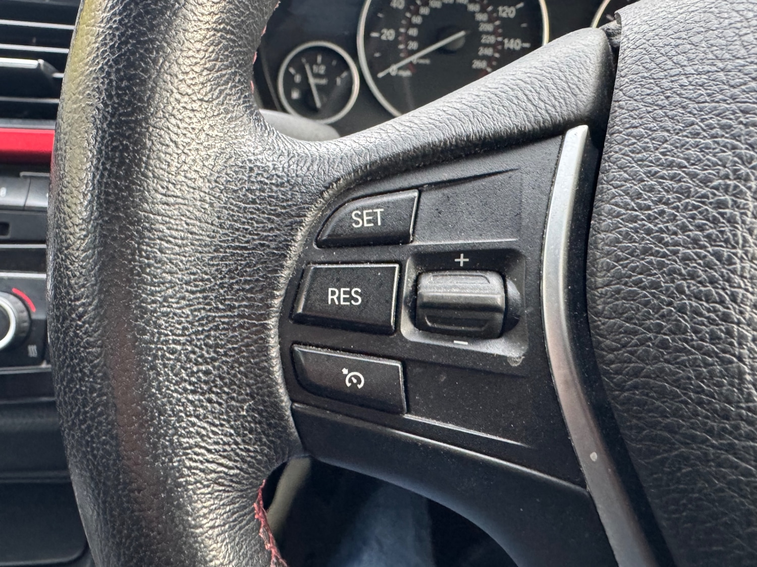 Used BMW 3 Series 2012 for sale - 76431079: Photo 17