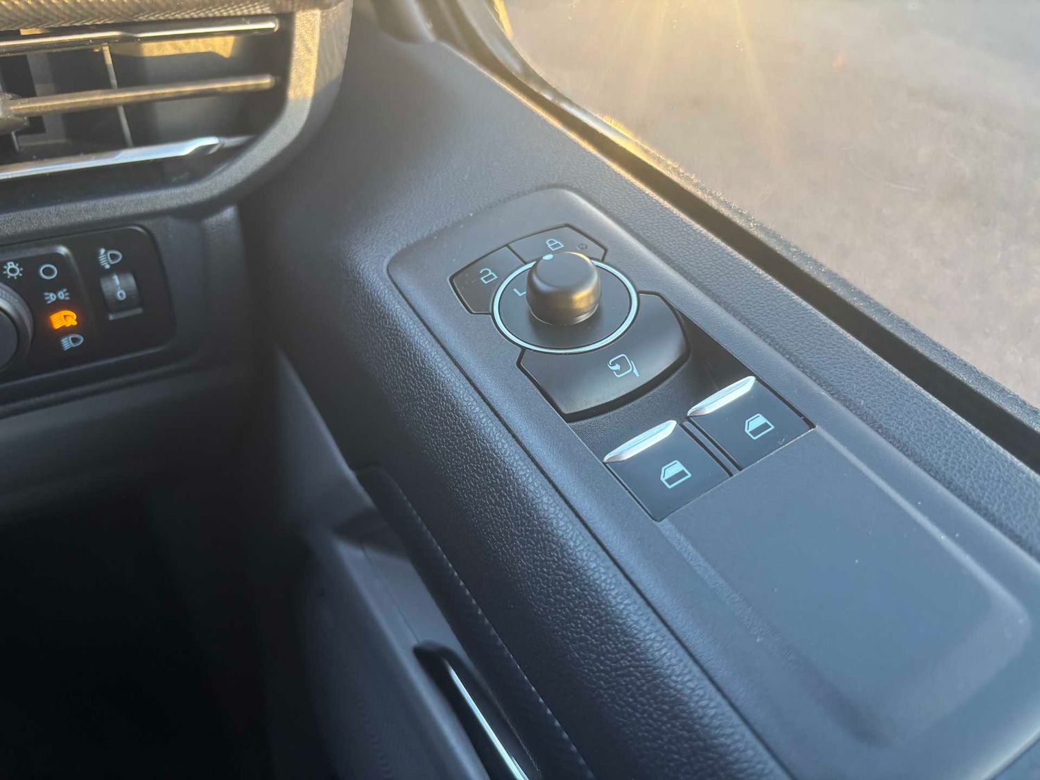 Used Ford Transit Custom 2024 for sale - 76933171: Photo 17