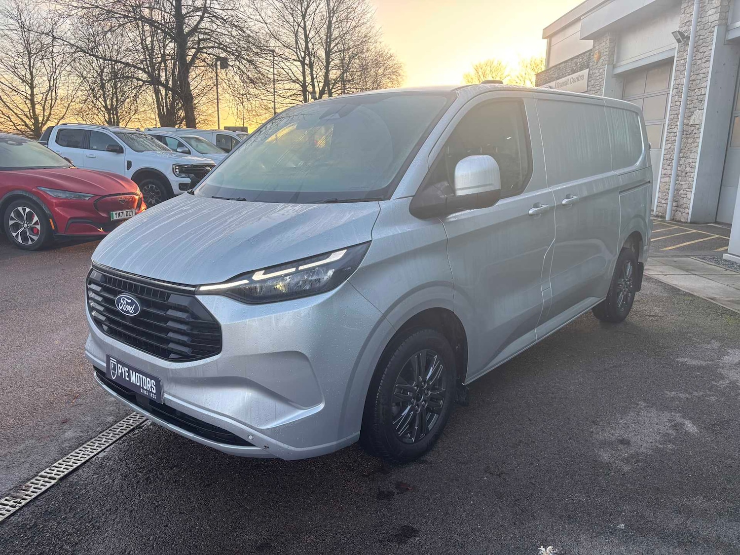 Used Ford Transit Custom 2024 for sale - 76933171: Photo 3