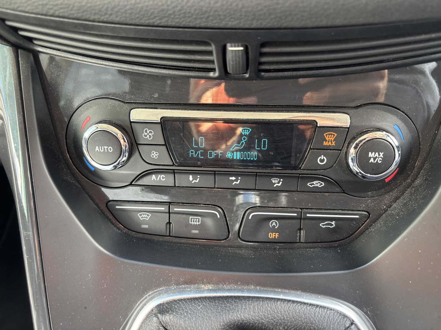 Used Ford Kuga 2015 for sale - 76466411: Photo 15