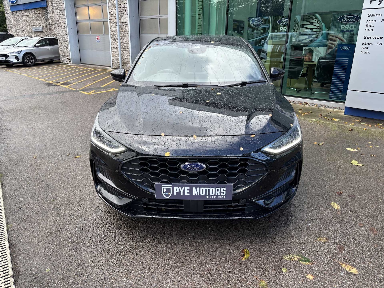 Used Ford Focus 2022 for sale - 76466326: Photo 2