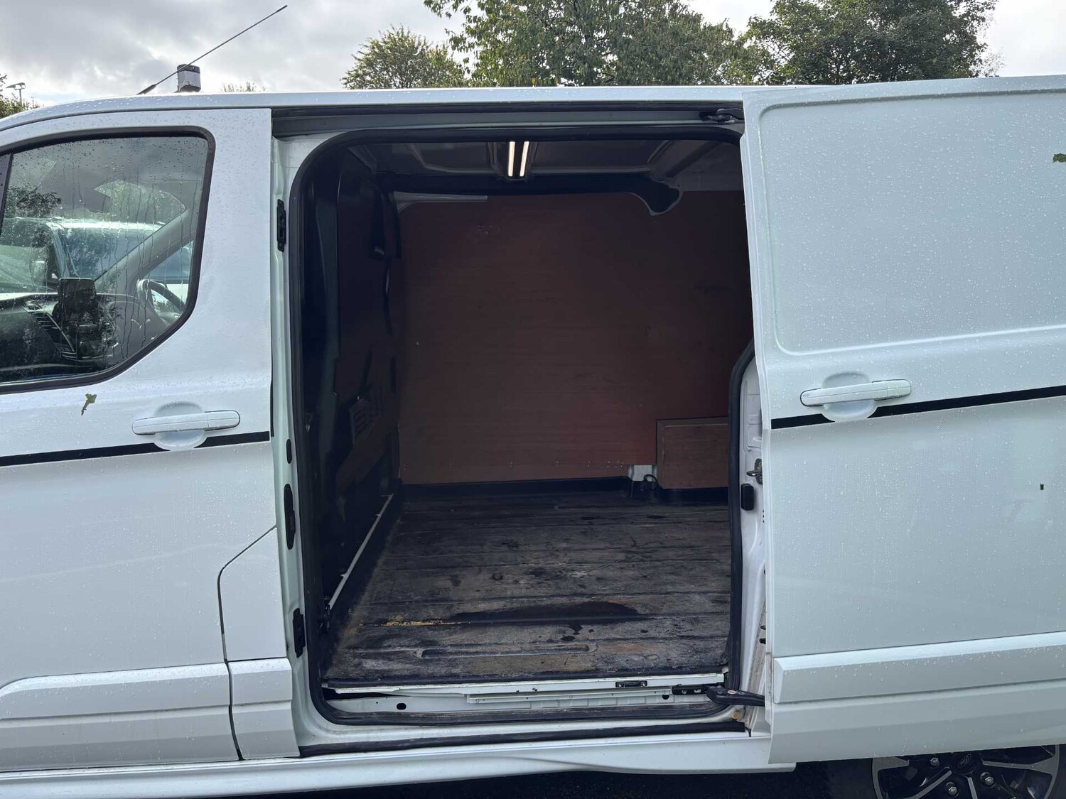 Used Ford Transit Custom 2023 for sale - 76466495: Photo 16