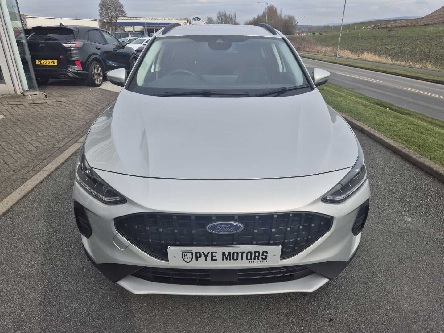 Used Ford Focus 2023 for sale - 77092431: Photo 2