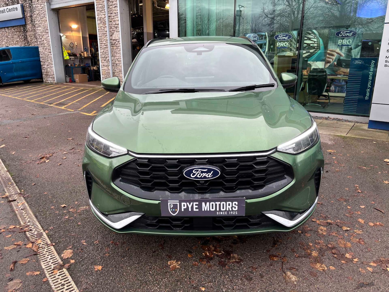 Used Ford Kuga 2025 for sale - 76563651: Photo 2