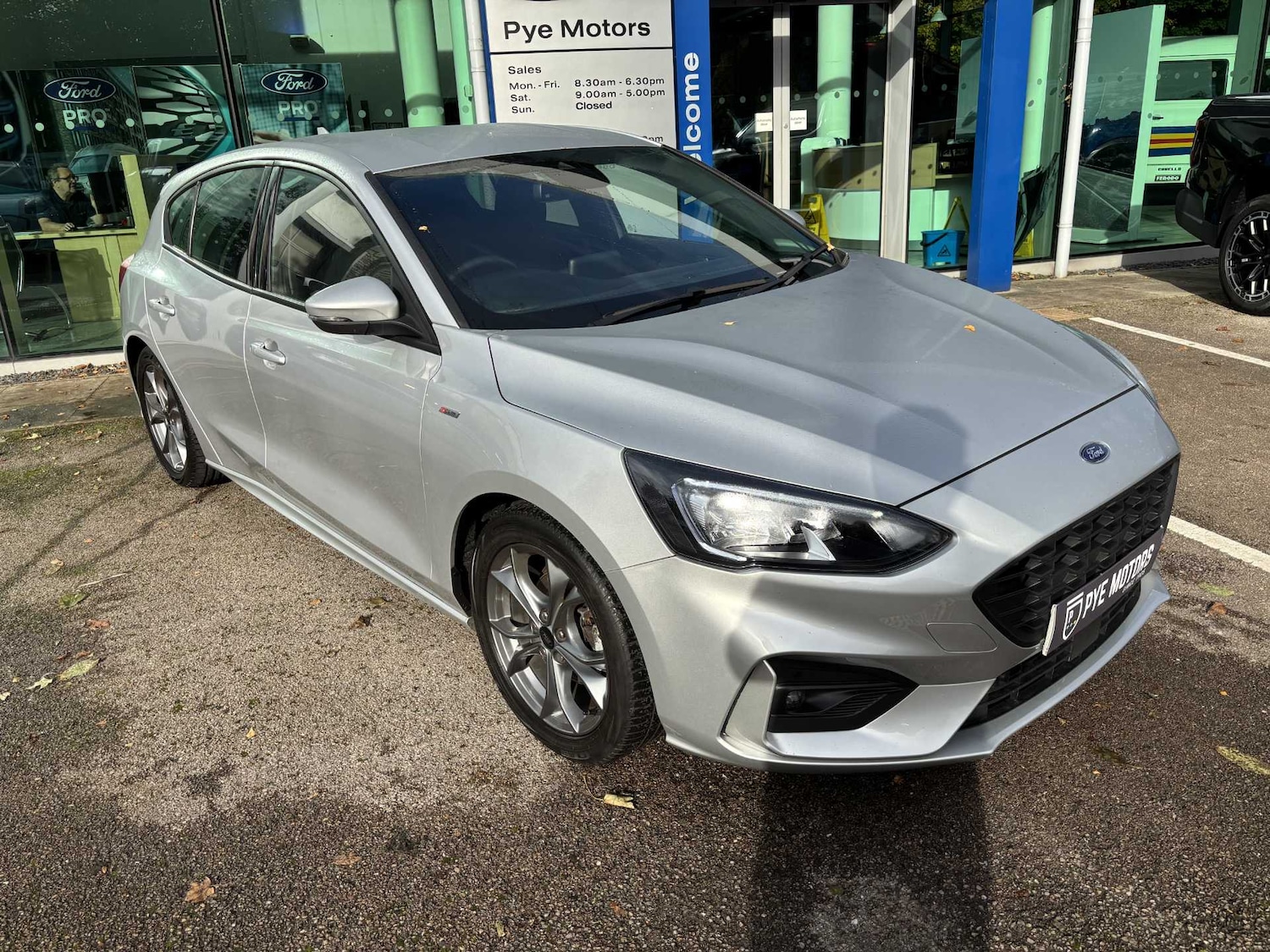 Used Ford Focus 2020 for sale - 76466324: Photo 1