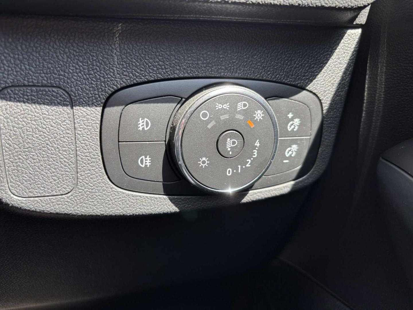 Used Ford Focus 2023 for sale - 76466299: Photo 17