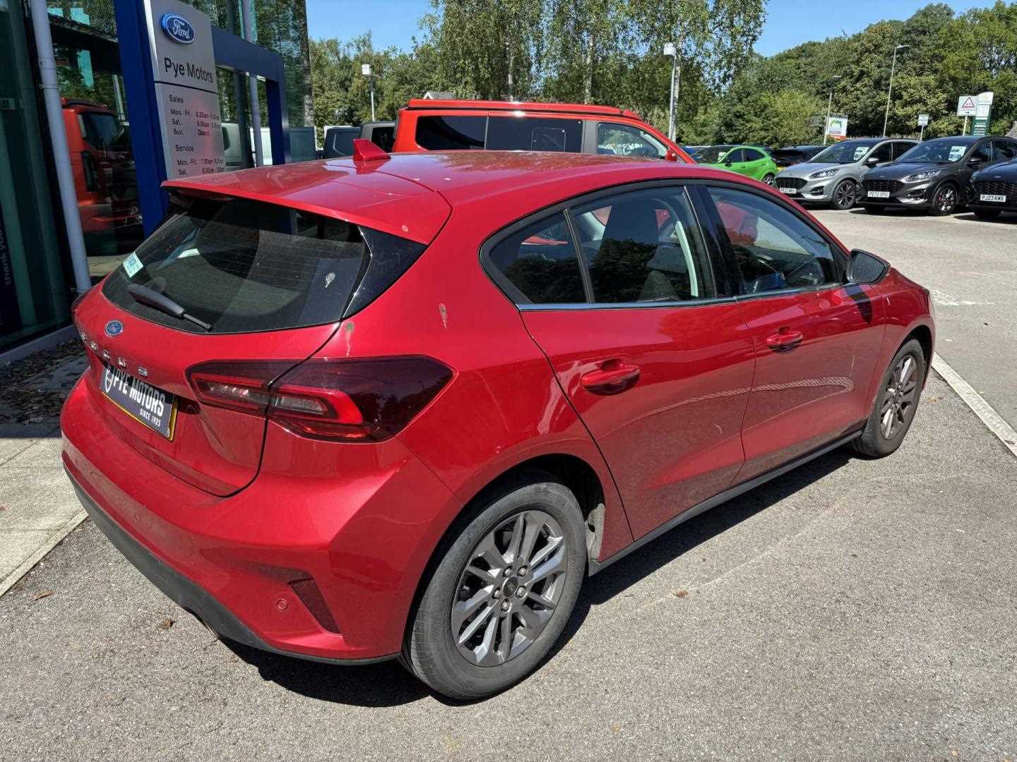 Used Ford Focus 2023 for sale - 76466299: Photo 7