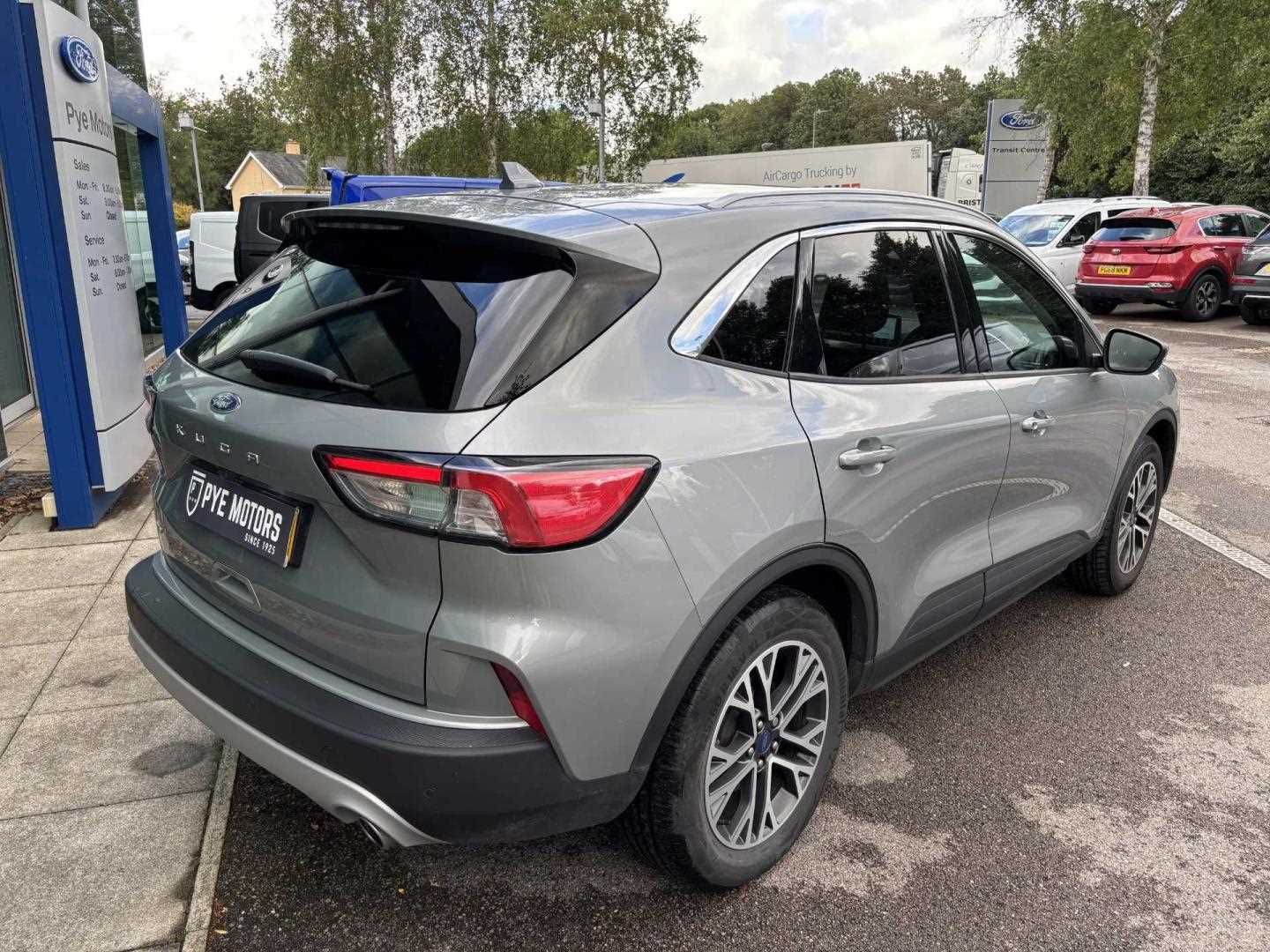 Used Ford Kuga 2022 for sale - 76466477: Photo 7