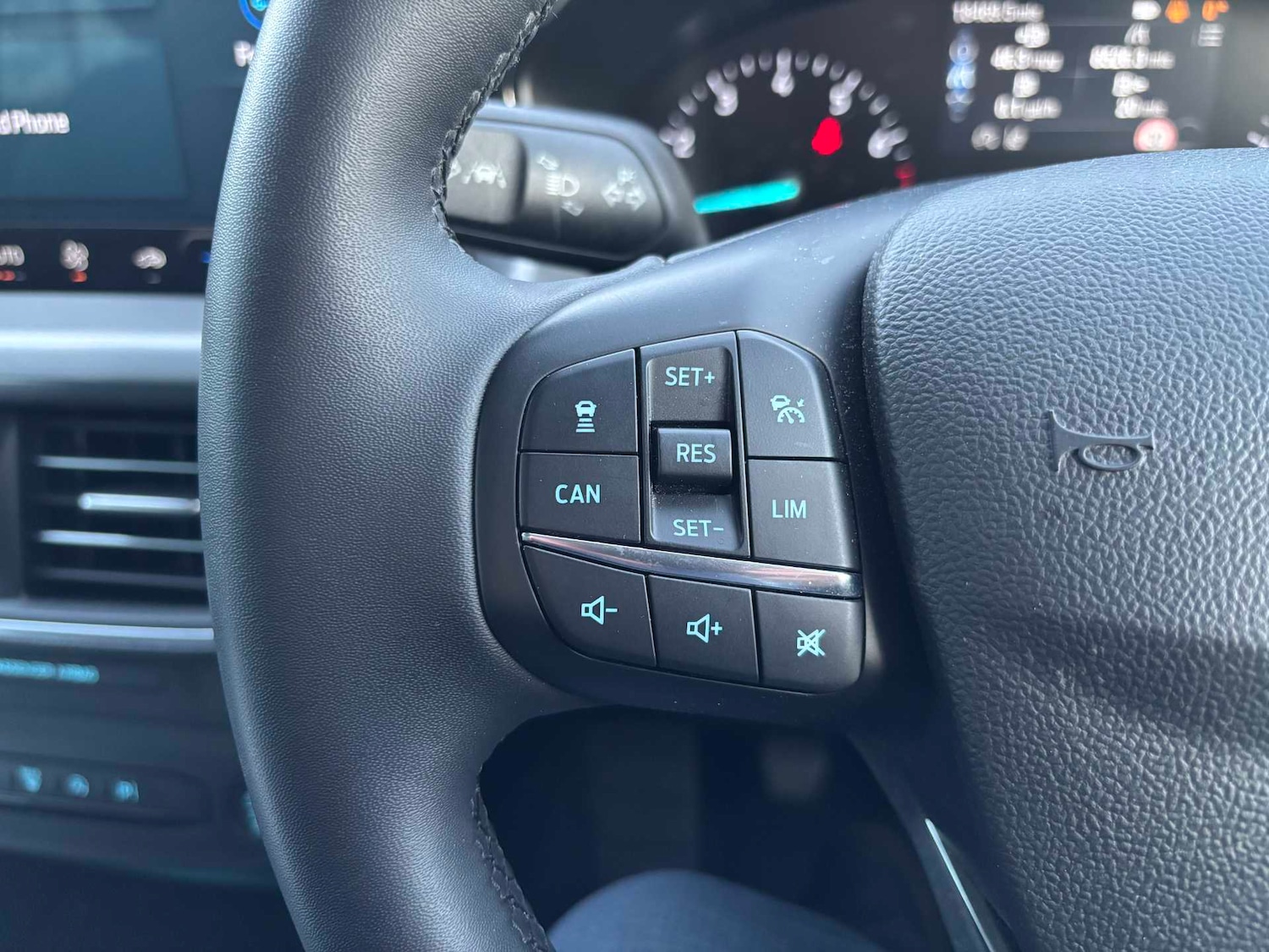 Used Ford Focus 2022 for sale - 76593662: Photo 16