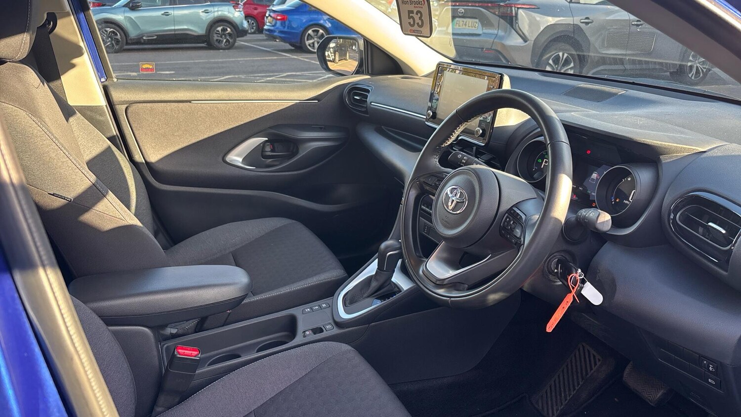 Used Toyota Yaris 2022 for sale - 76174674: Photo 11