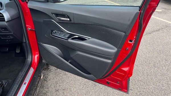 Used Toyota C-HR 2022 for sale - 75720847: Photo 24