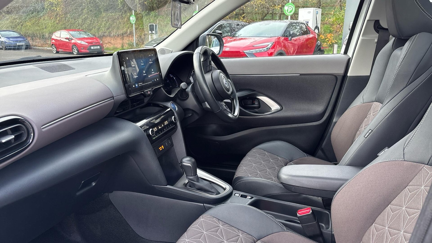 Used Toyota Yaris Cross 2023 for sale - 76446592: Photo 10