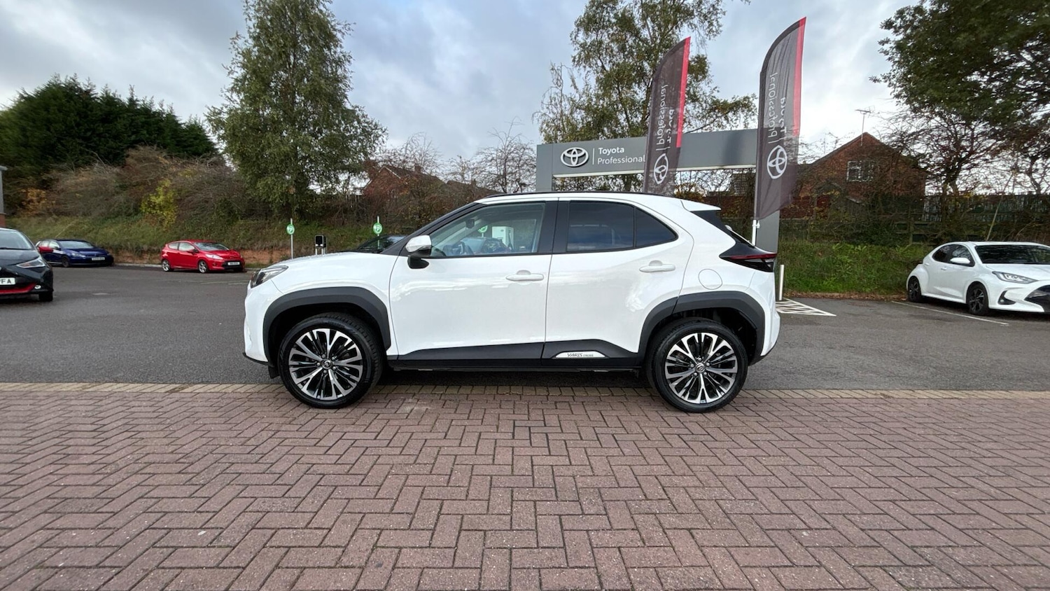 Used Toyota Yaris Cross 2023 for sale - 76446592: Photo 17