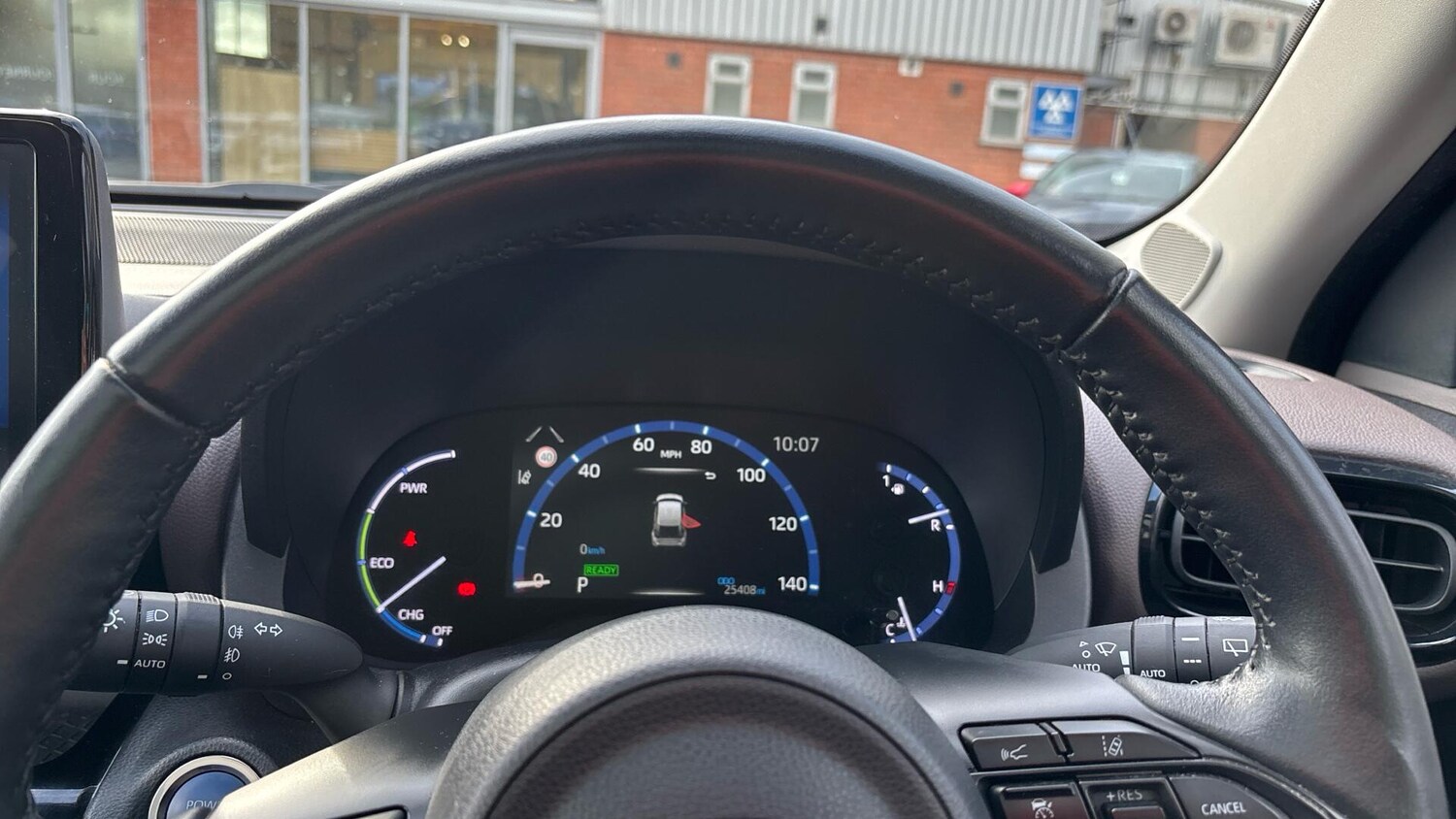 Used Toyota Yaris Cross 2023 for sale - 76446592: Photo 9