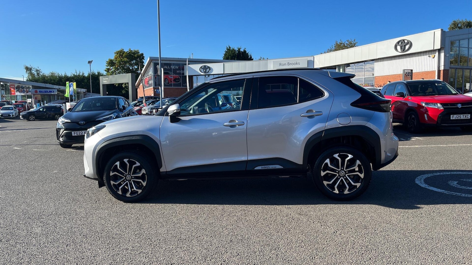 Used Toyota Yaris Cross 2023 for sale - 76021039: Photo 17