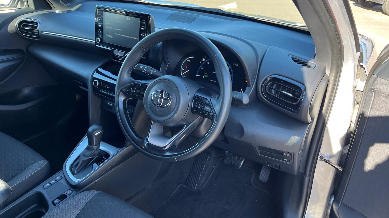 Used Toyota Yaris Cross 2023 for sale - 76021039: Photo 21