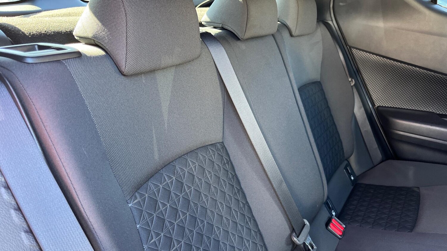 Used Toyota C-HR 2021 for sale - 76020922: Photo 12