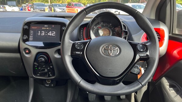 Used Toyota AYGO 2021 for sale - 74602921: Photo 6