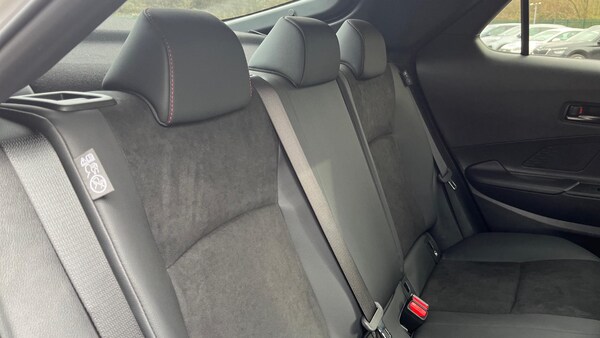 Used Toyota C-HR 2024 for sale - 73930809: Photo 12