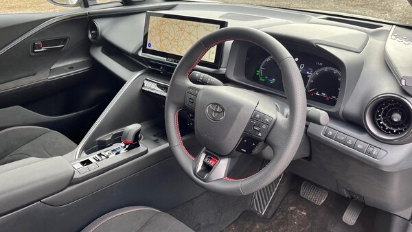Used Toyota C-HR 2024 for sale - 73930809: Photo 23
