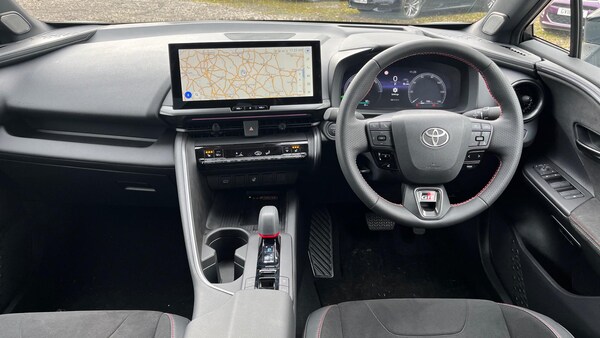 Used Toyota C-HR 2024 for sale - 73930809: Photo 5