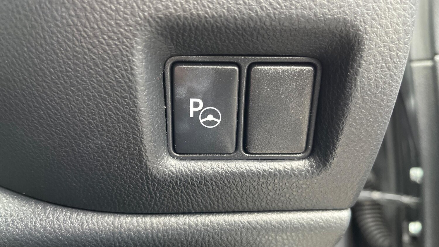 Used Toyota C-HR 2019 for sale - 76735119: Photo 21