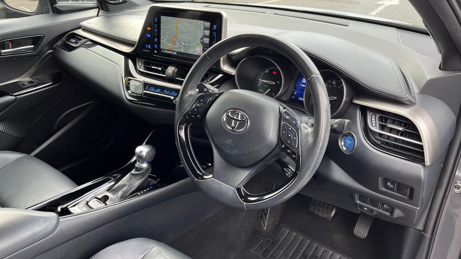 Used Toyota C-HR 2019 for sale - 76735119: Photo 23