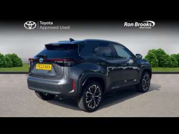 Used Toyota Yaris Cross 2022 for sale - 74828890: Photo