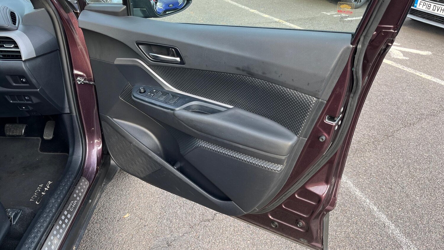 Used Toyota C-HR 2022 for sale - 76511806: Photo 24