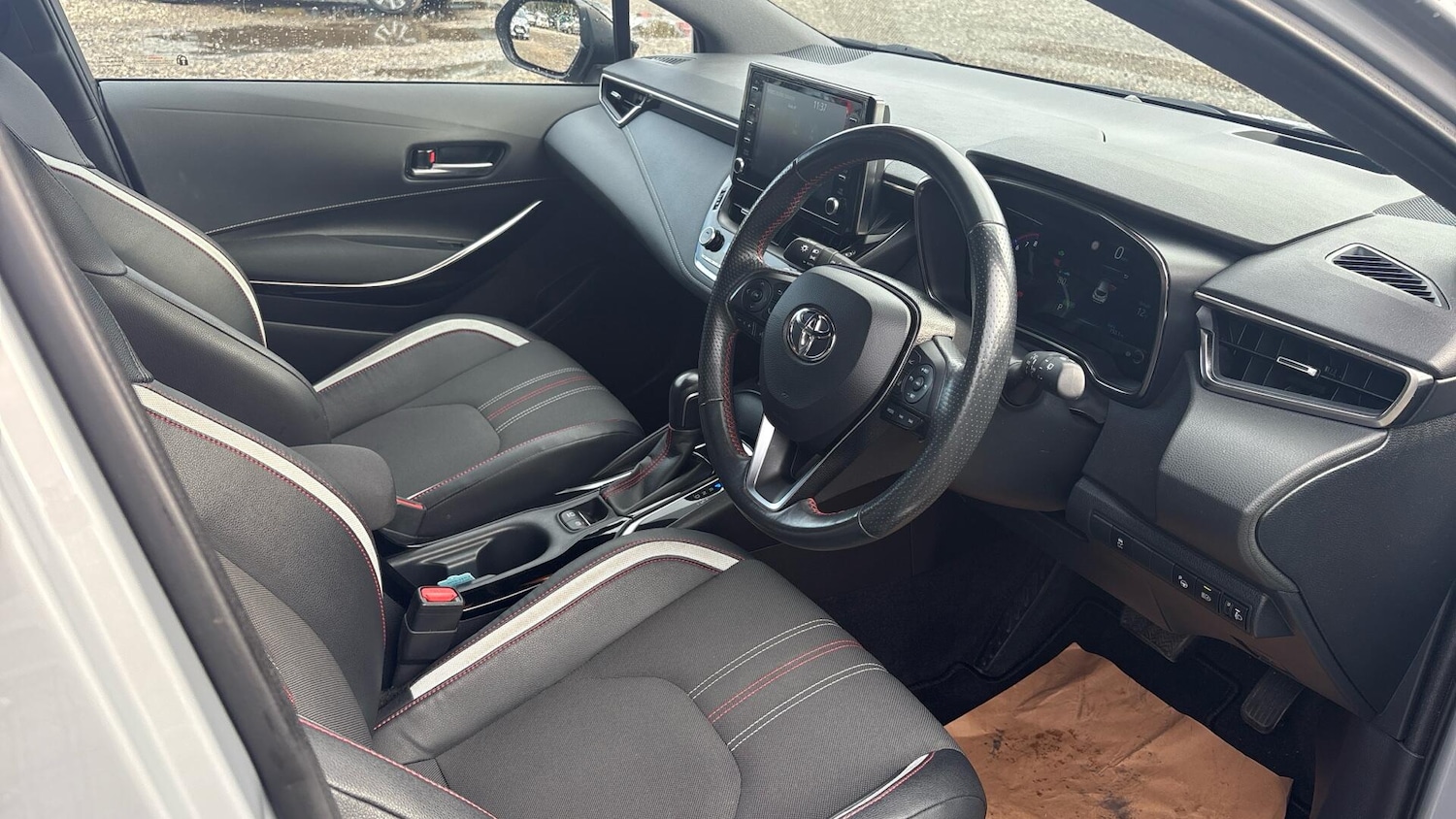 Used Toyota Corolla 2021 for sale - 76612970: Photo 11