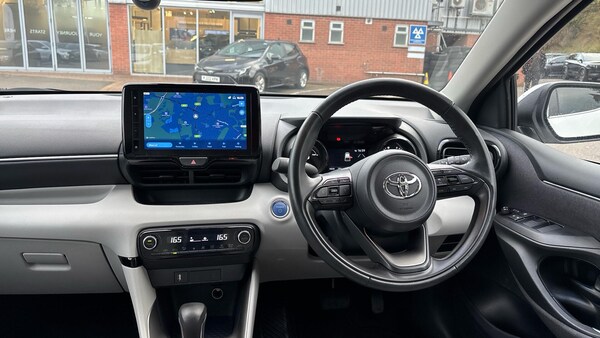 Used Toyota Yaris 2023 for sale - 76283678: Photo 5