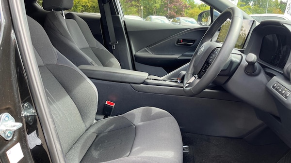 Used Toyota C-HR 2024 for sale - 76284119: Photo 11