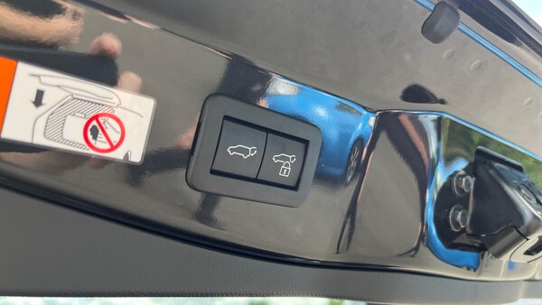 Used Toyota C-HR 2024 for sale - 76284119: Photo 20