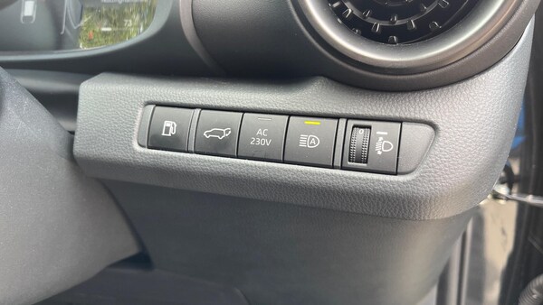 Used Toyota C-HR 2024 for sale - 76284119: Photo 22