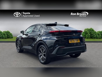Used Toyota C-HR 2024 for sale - 76284119: Photo 4