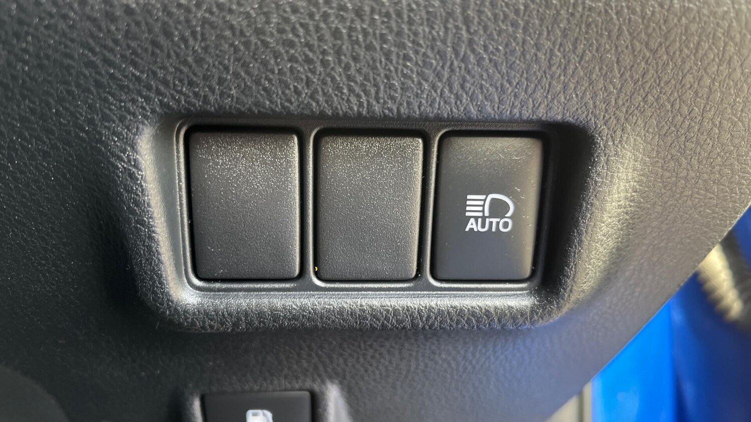 Used Toyota C-HR 2018 for sale - 76388051: Photo 22