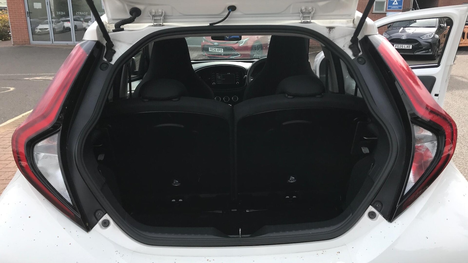 Used Toyota Aygo X 2023 for sale - 76174893: Photo 14