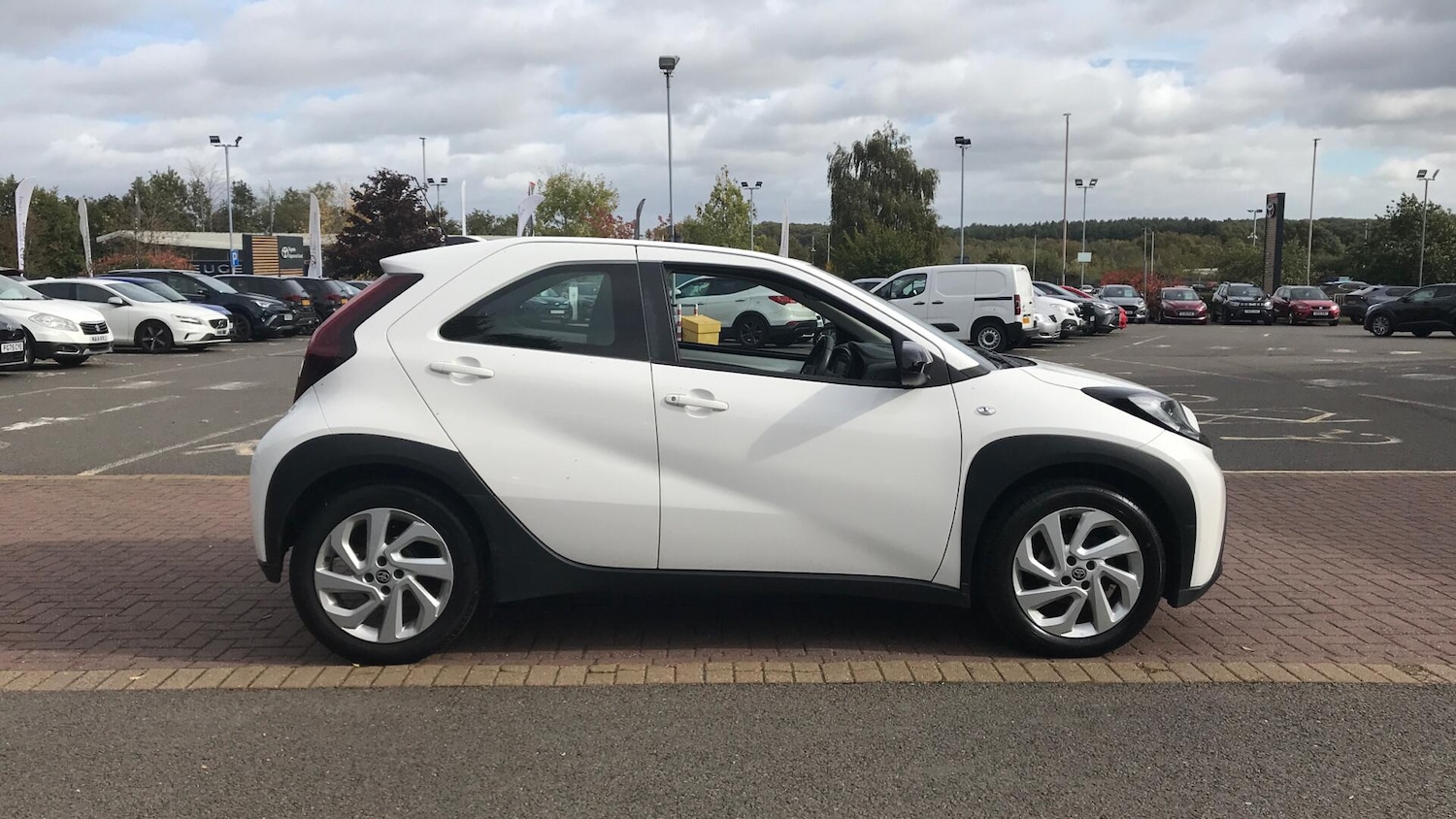 Used Toyota Aygo X 2023 for sale - 76174893: Photo 16