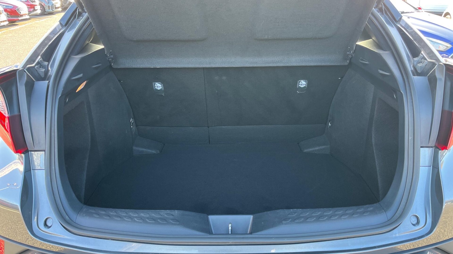 Used Toyota C-HR 2022 for sale - 76597249: Photo 14